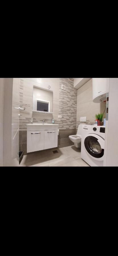 Rines Apartment Охрид Екстер'єр фото